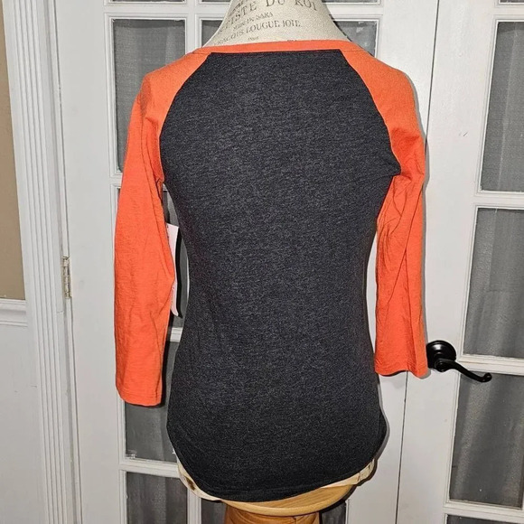 NWT 47 Womens NHL Philadelphia Flyers‎ 3/4 Sleeve Raglan Tee Tshirt Small - Picture 2 of 4